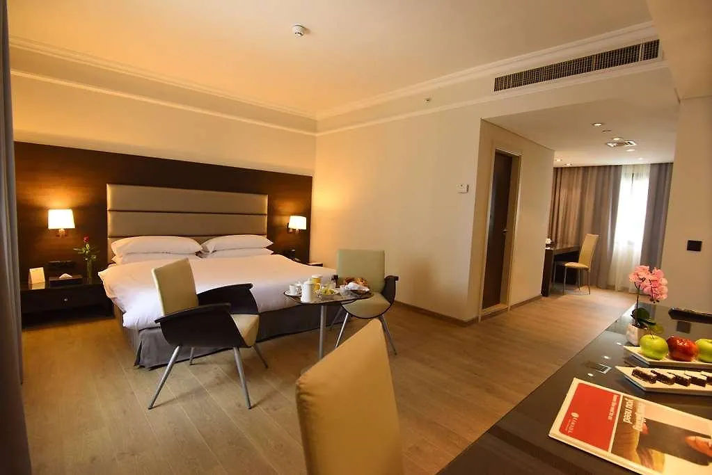 ****  Ramada By Wyndham Downtown Beirut Hotel Líbano